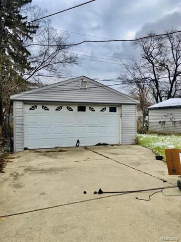 Builiding view thirteen for 20200 Monte Vista, Detroit, MI. 48221