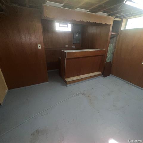 Builiding view twenty for 19690 Wexford, Detroit, MI. 48234