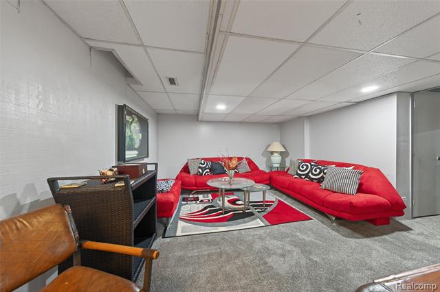 Builiding view forty five for 23223 Bellwood, Southfield, MI. 48034