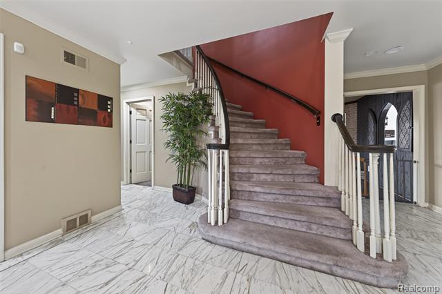 Builiding view twelve for 23223 Bellwood, Southfield, MI. 48034