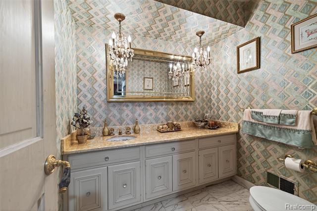 Builiding view twenty seven for 23223 Bellwood, Southfield, MI. 48034