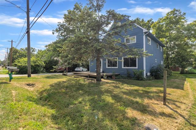 Builiding view nineteen for 4620 Christiansen, Lansing, MI. 48910