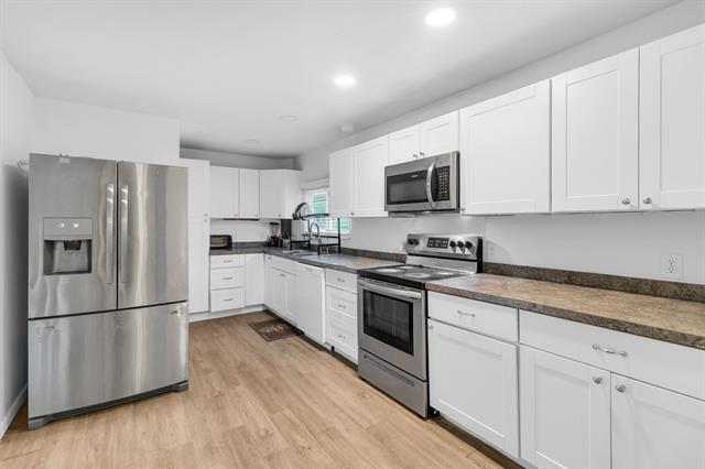 Builiding view three for 4620 Christiansen, Lansing, MI. 48910