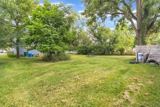 Builiding view twenty two for 4620 Christiansen, Lansing, MI. 48910