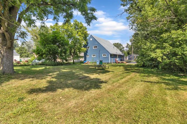 Builiding view twenty for 4620 Christiansen, Lansing, MI. 48910