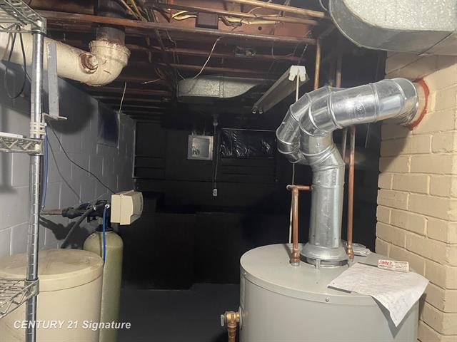 Builiding view fifteen for 1418 Blueberry, Flint, MI. 48507