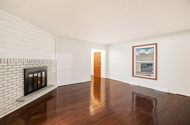 Builiding view four for 2409 Victor, Lansing, MI. 48911