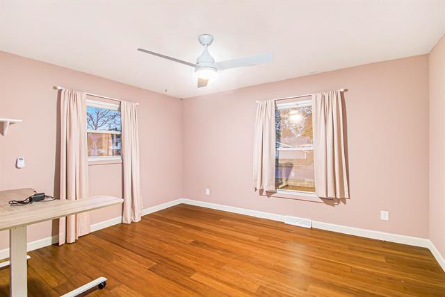 Builiding view thirteen for 2409 Victor, Lansing, MI. 48911