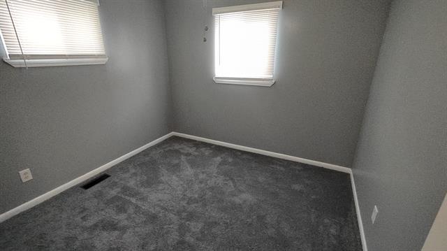 Builiding view twelve for 1576 Wiard, Ypsilanti, MI. 48198