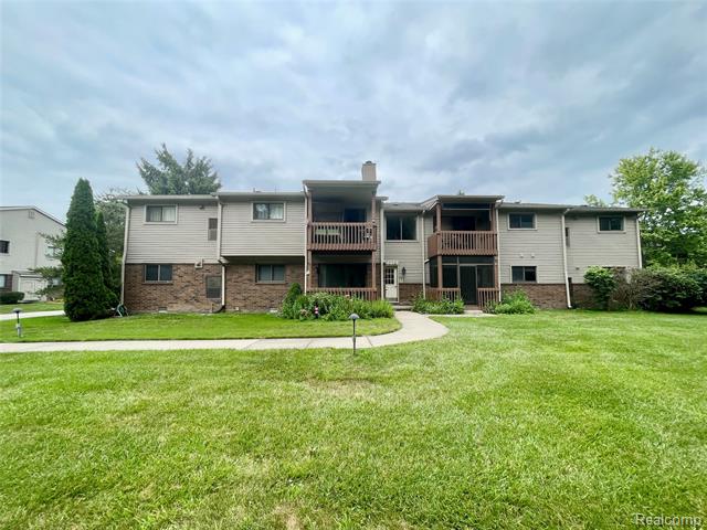 Builiding view one for 10228 Nancys, Grosse Ile, MI. 48138