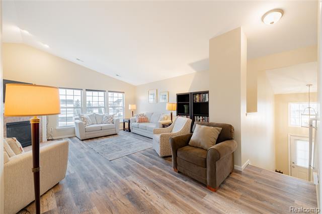 Builiding view five for 26616 Kirkway, Trenton, MI. 48183