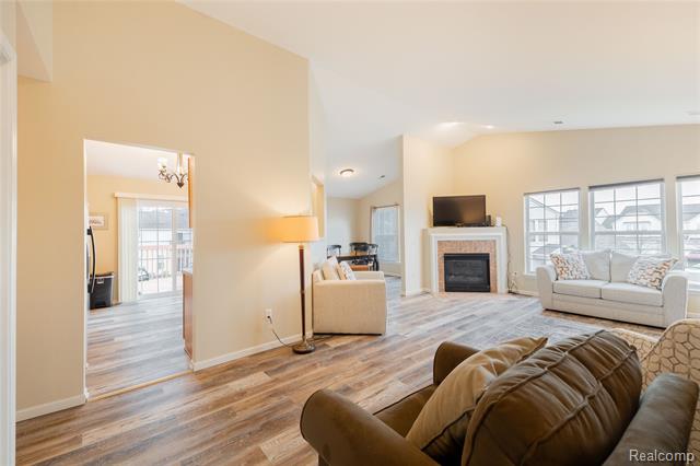 Builiding view four for 26616 Kirkway, Trenton, MI. 48183