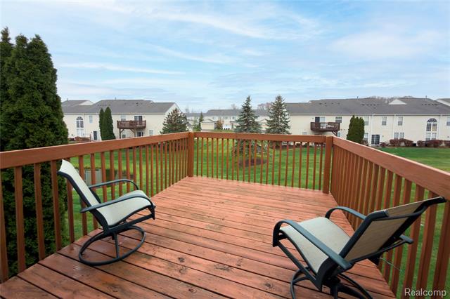 Builiding view seventeen for 26616 Kirkway, Trenton, MI. 48183