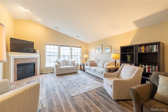 Builiding view six for 26616 Kirkway, Trenton, MI. 48183