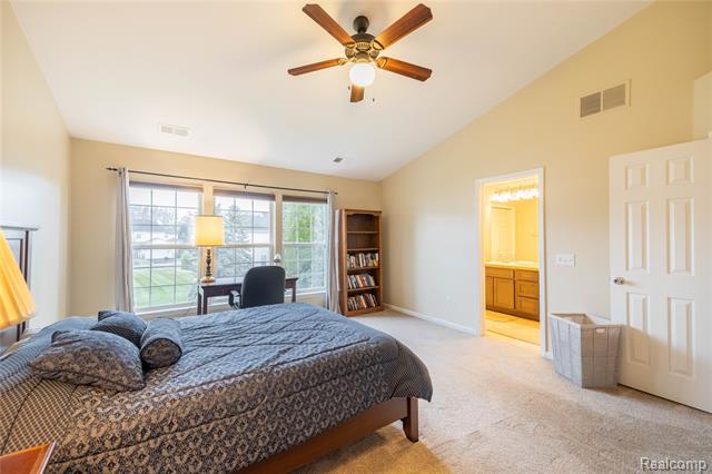 Builiding view twenty for 26616 Kirkway, Trenton, MI. 48183