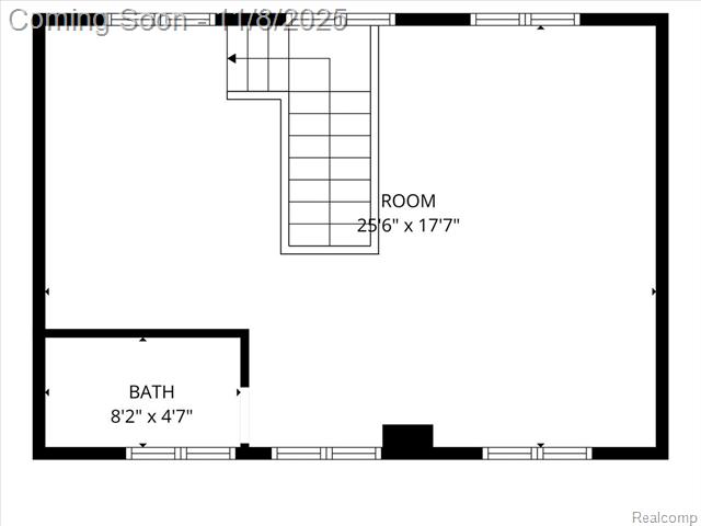 Builiding view thirty nine for 206 N Washington, Royal Oak, MI. 48067