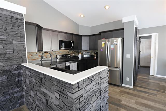 Builiding view ten for 253 Aberdeen Court, Flushing, MI. 48433