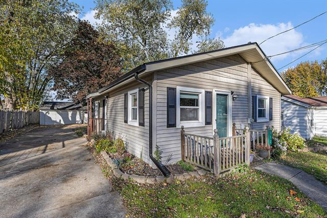 Builiding view eleven for 112 High, Leslie, MI. 49251