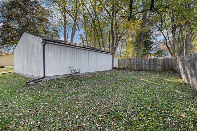 Builiding view fourteen for 112 High, Leslie, MI. 49251