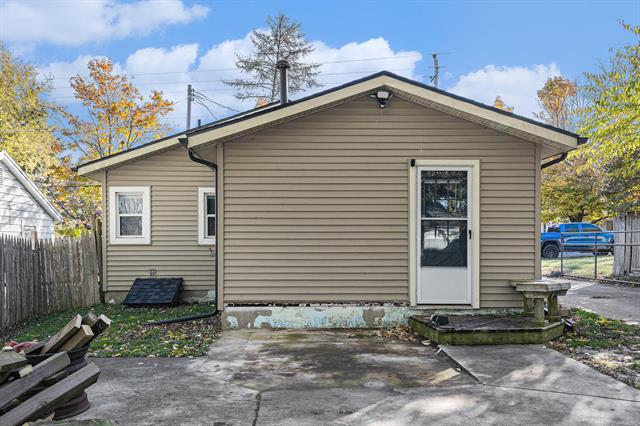 Builiding view thirteen for 112 High, Leslie, MI. 49251