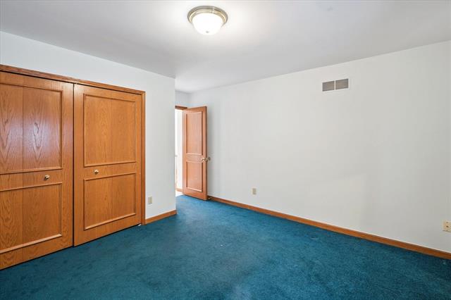 Builiding view thirty one for 40448 Emerald Lane W., Clinton Township, MI. 48038