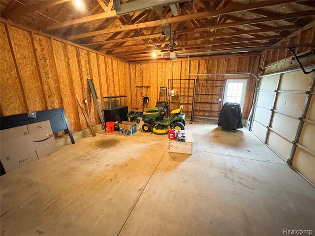 Builiding view eighteen for 3650 Sutton, Tecumseh, MI. 49286