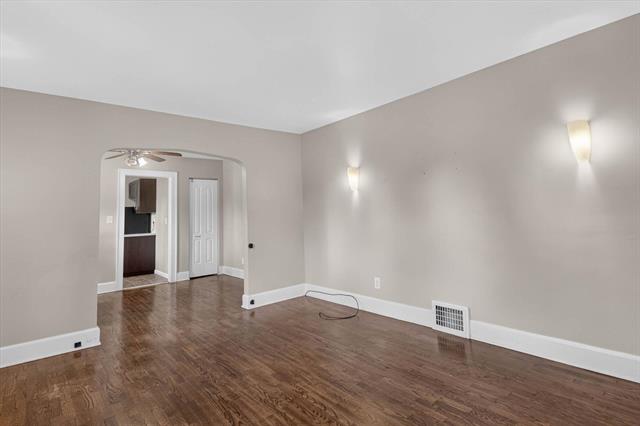 Builiding view nine for 2815 Overhill Rd, Jackson, MI. 49203