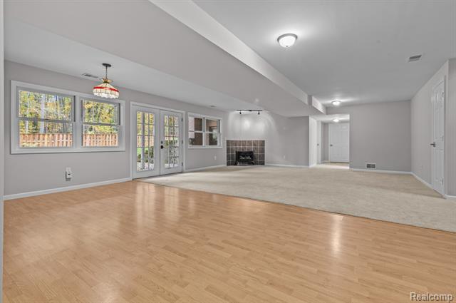 Builiding view twenty eight for 4648 Oak, Whitmore Lake, MI. 48189