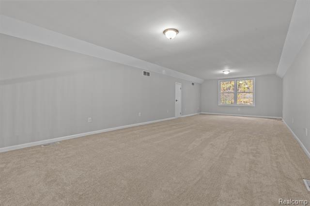 Builiding view twenty one for 4648 Oak, Whitmore Lake, MI. 48189