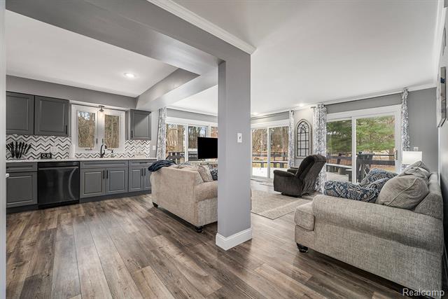 Builiding view eleven for 3638 Deer Run, Brighton, MI. 48114