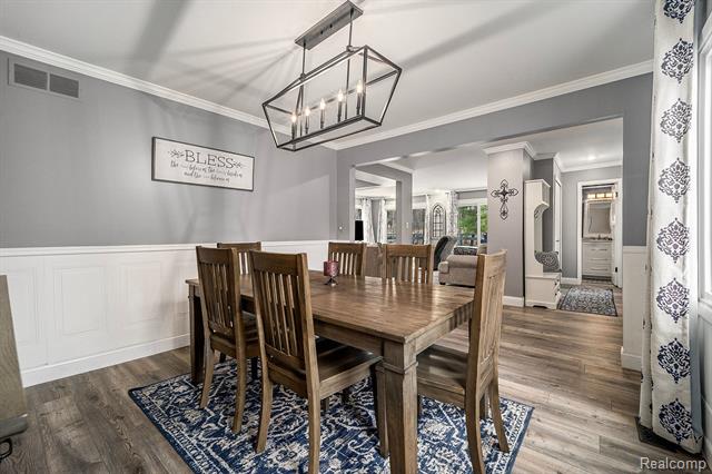 Builiding view ten for 3638 Deer Run, Brighton, MI. 48114