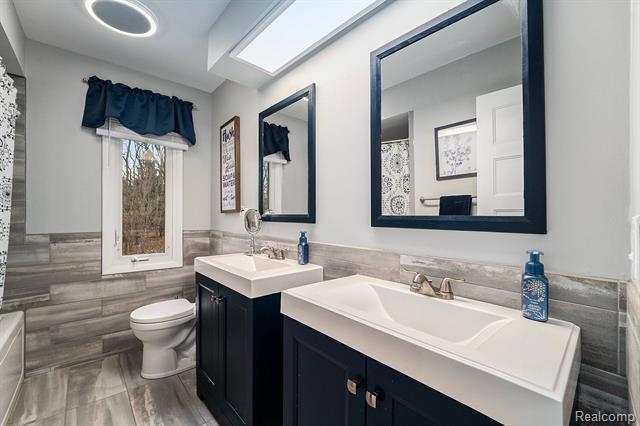 Builiding view twenty seven for 3638 Deer Run, Brighton, MI. 48114