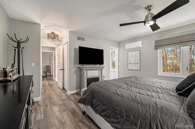 Builiding view twenty six for 3638 Deer Run, Brighton, MI. 48114