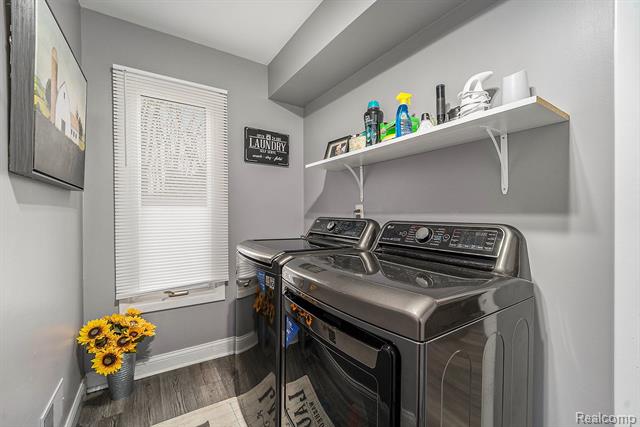 Builiding view twenty three for 3638 Deer Run, Brighton, MI. 48114