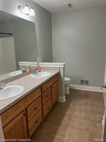 Builiding view twenty eight for 7942 River Run, Brighton, MI. 48116