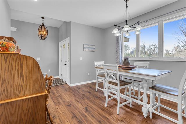 Builiding view eight for 3846 Nelson Dr, Jackson, MI. 49203