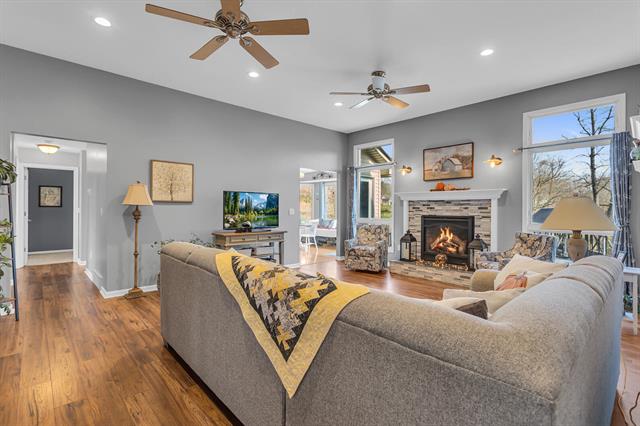 Builiding view thirteen for 3846 Nelson Dr, Jackson, MI. 49203