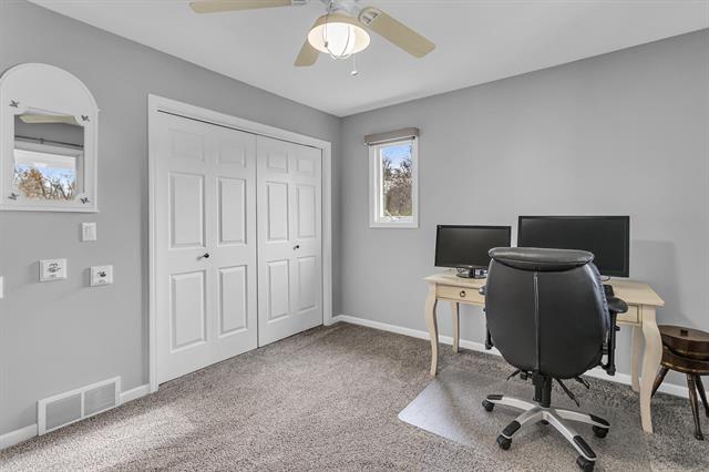 Builiding view thirty nine for 3846 Nelson Dr, Jackson, MI. 49203