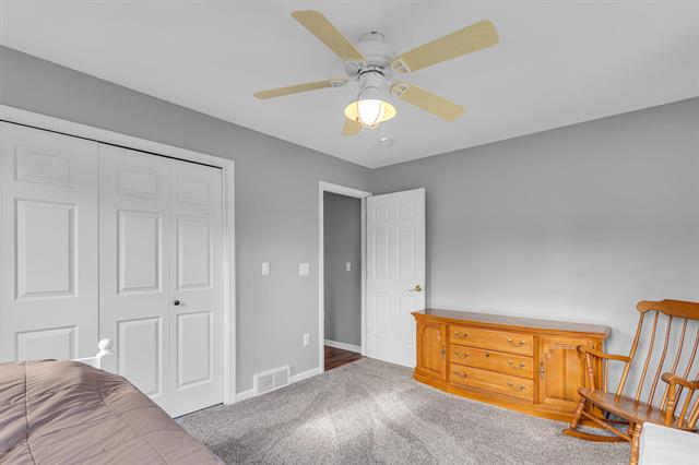 Builiding view thirty six for 3846 Nelson Dr, Jackson, MI. 49203