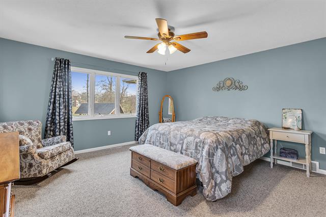 Builiding view twenty seven for 3846 Nelson Dr, Jackson, MI. 49203