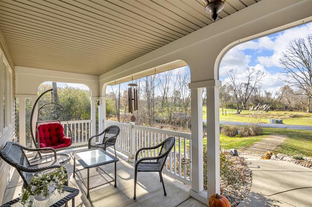 Builiding view two for 3846 Nelson Dr, Jackson, MI. 49203