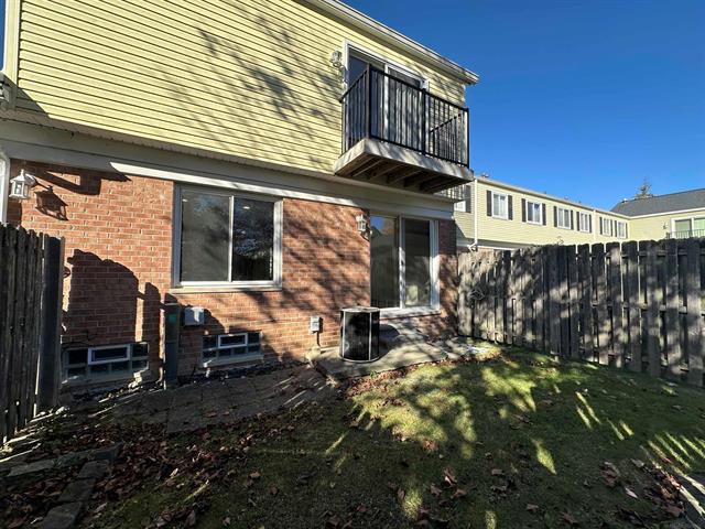 Builiding view thirty six for 37354 Charter Oaks, Clinton Township, MI. 48036