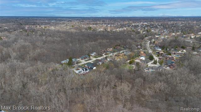 Builiding view eighty six for 23775 Riverview, Southfield, MI. 48034