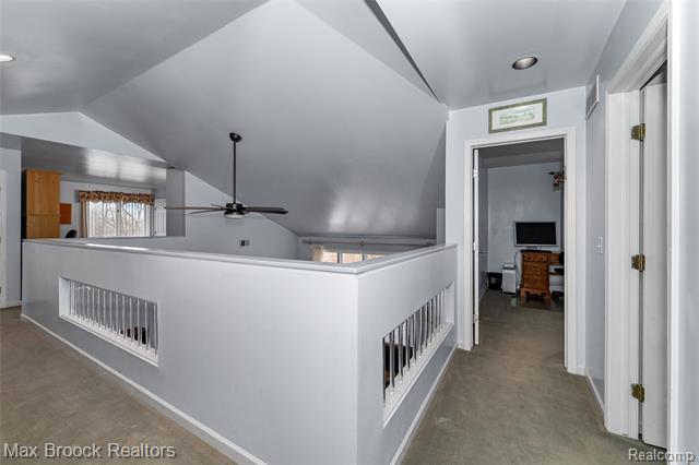 Builiding view forty four for 23775 Riverview, Southfield, MI. 48034
