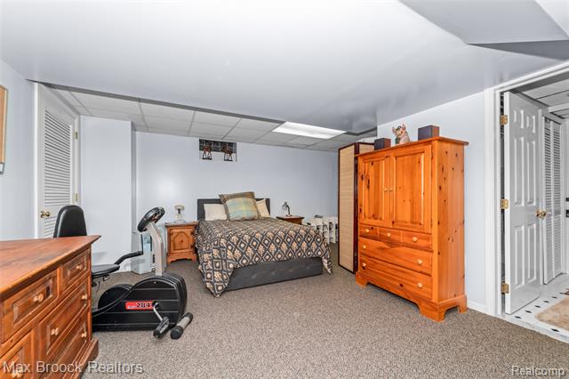 Builiding view sixty two for 23775 Riverview, Southfield, MI. 48034