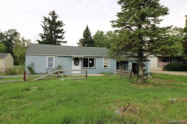 front view for 7231 Kessling, Davison, Mi. 48423