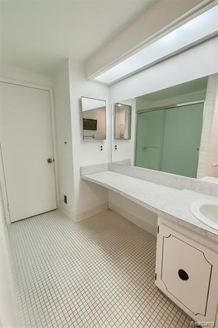 Builiding view twenty for 32756 Barclay Sq, Warren, MI. 48093