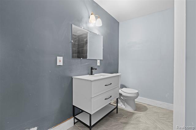 Builiding view twenty six for 388 Chalmers, Detroit, MI. 48215