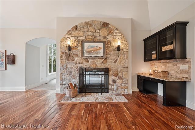 Builiding view ten for 8179 Towering Pines, Clarkston, MI. 48348