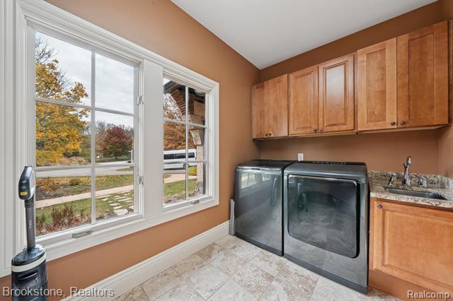 Builiding view thirty seven for 8179 Towering Pines, Clarkston, MI. 48348